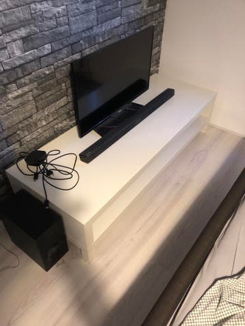 Modern wit tv-meubel met opbergruimte