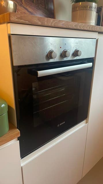 DEFECT Bosch HBN211E4 oven inbouw