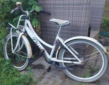 Kinderfiets opknapper of oud ijzer