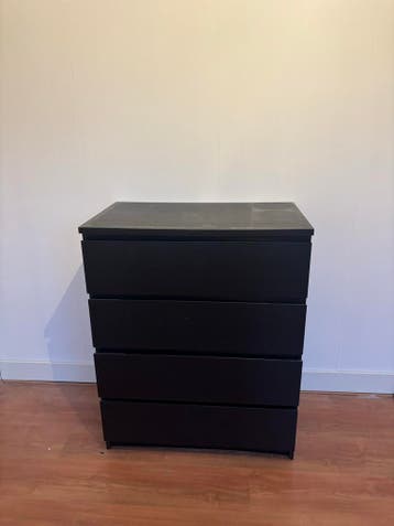 Zwarte malm ladekast 29/04/26 ophalen