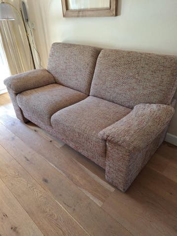 Gratis af te halen: 2-zitsbank in prima staat