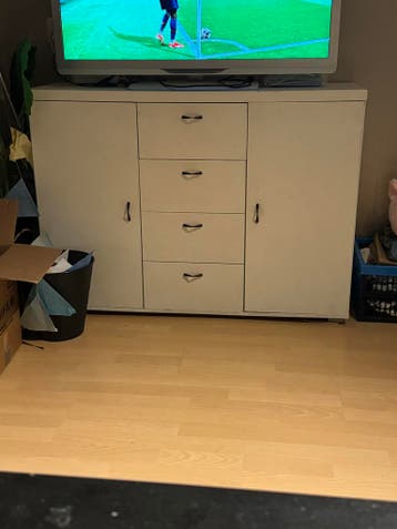 Witte TV-kast met lades en deuren