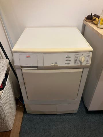 AEG Lavatherm 55400 Wasdroger - Betrouwbaar en Ruim