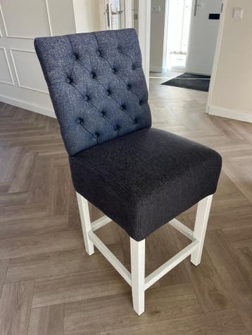 3 barkrukken met rugleuning