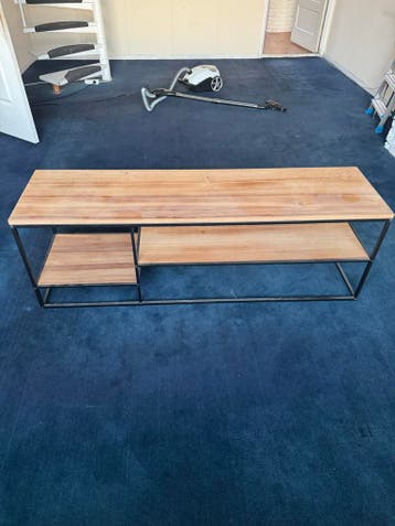 GRATIS af te halen: Televisiemeubel