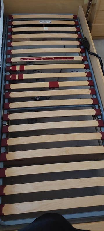 2x elektrische lattenbodems gratis afhalen