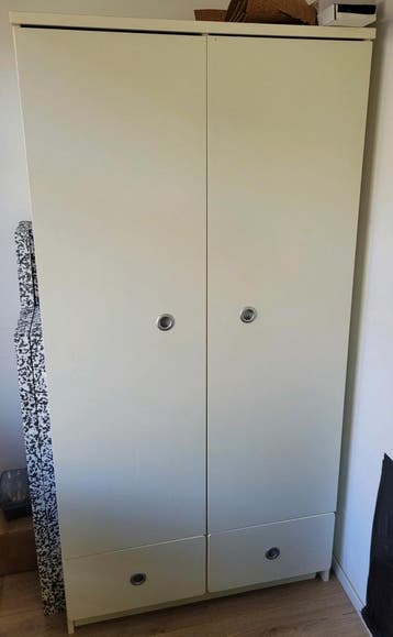 Kledingkast