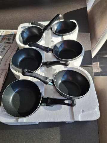 6 kleine Tefal (gourmet)wokpannetjes- Zo goed als nieuw