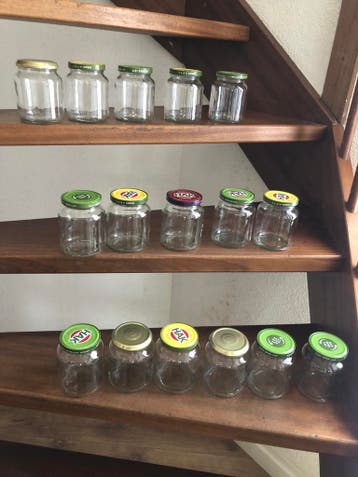 Glazen potjes met deksel (diverse maten)