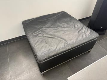 GRATIS | Poef | Hocker | voetenbank | GRATIS