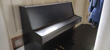 Piano (Kemble) gratis af te halen