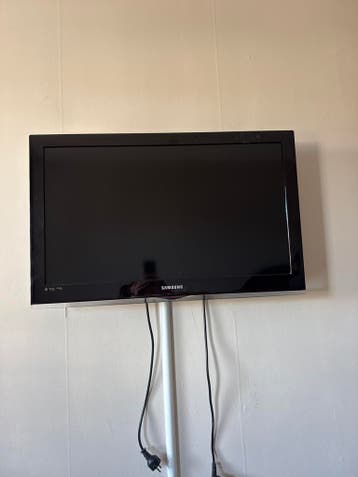 Samsung TV - Gratis af te halen (zonder afstandsbediening)