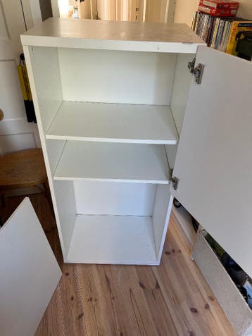 IKEA Besta kast GRATIS