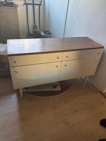 Ouderwetse kaptafel met spiegel - Vintage charme