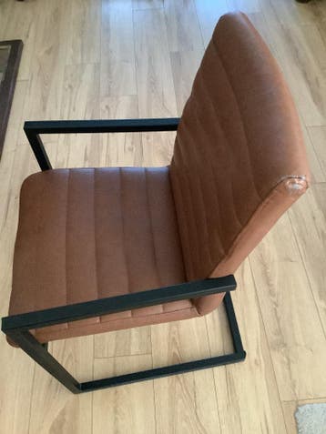 6 kamerstoelen gratis