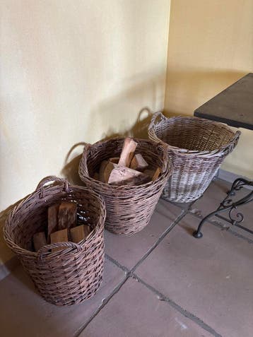 Drie verschillende rieten manden - Gratis ophalen