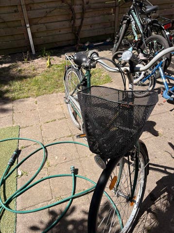 Leuke omafiets opknapper - Tegen elk aannemelijk bod!