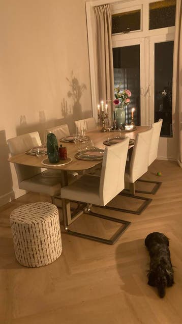 Witte leren stoelen van Piet Klerkx - Gratis af te halen