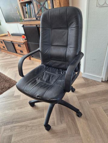 Verstelbare bureaustoel - Gratis af te halen