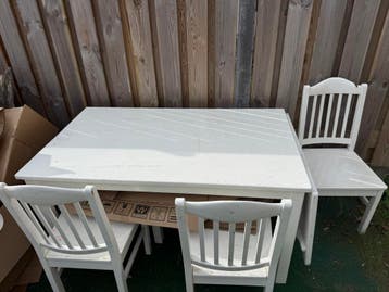 Massief houten eettafel