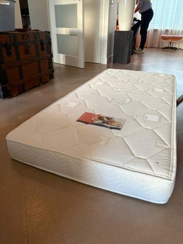 Matras 90 x 200 cm