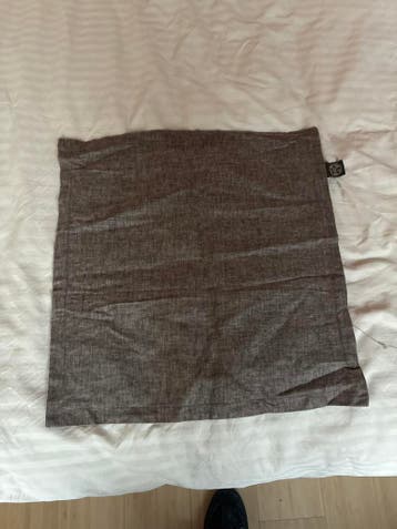 Gratis Lifestyle kussenhoes - Bruin