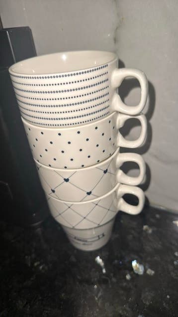 Set van 4 Rivièra Maison  gestapelde mokken