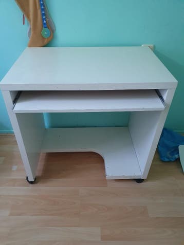 Bureau gratis op te halen