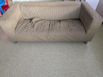 Comfortabele tweepersoonsbank met afneembare hoes