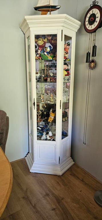 Vitrine kast-- GRATIS.