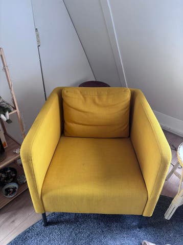 GRATIS - Comfortabele gele fauteuil - Zo goed als nieuw