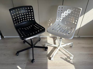 IKEA bureaustoelen (zwart en wit) in prima staat
