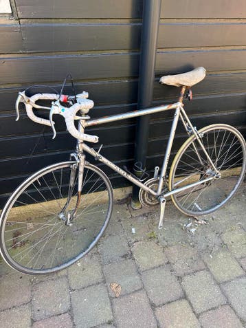 Racefiets gratis op te halen - Opknapper