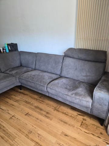 Comfortabele elektrische grijze hoekbank