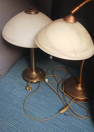 Set van 2 tafellampen en 1 staande lamp, bronskleurig