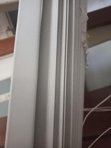 Witte Luxaflex B268 x H141 - Gebruikt maar functioneel