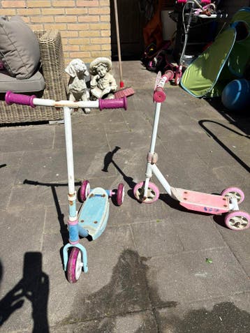 2 kleine stepjes, mag gratis weg
