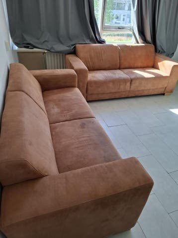 2x cognac kleur bank (ook los te koop) – 195 cm