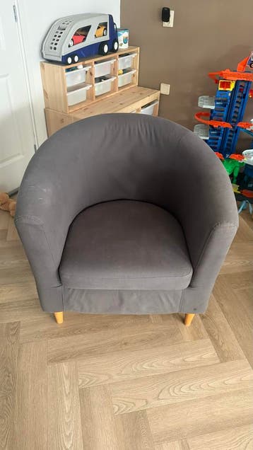 Gratis grijze fauteuil