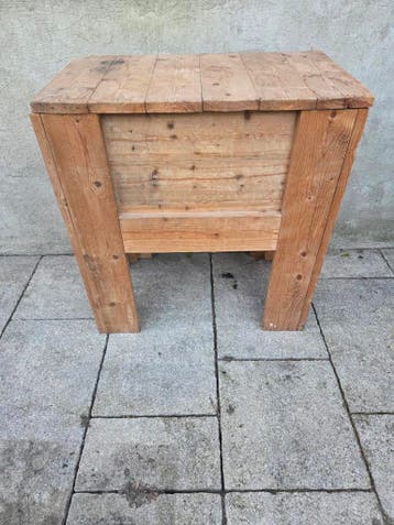 Kist van steigerhout