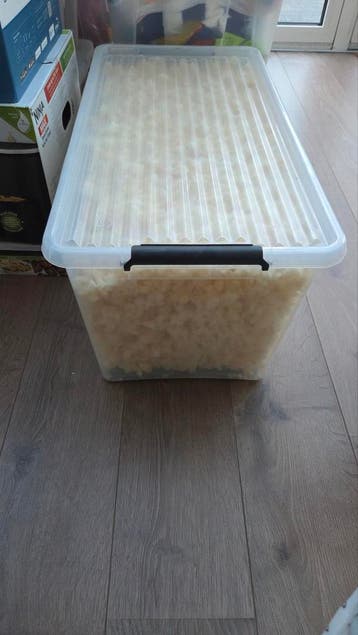 Vulling van kapotte knuffel