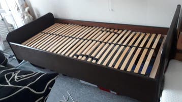 Eenpersoons bed. Gratis, alleen ophalen.