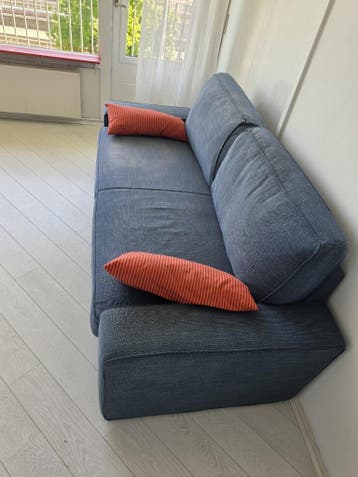 Free couch