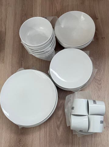 Wit servies