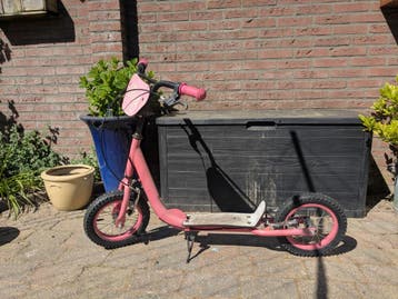 Step luchtbanden (achterste is lek)