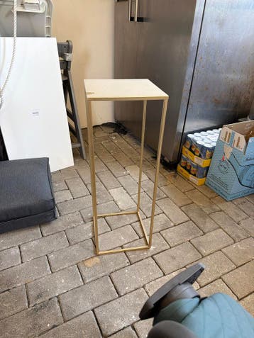 Stijlvolle gouden bijzettafel/plantenstandaard