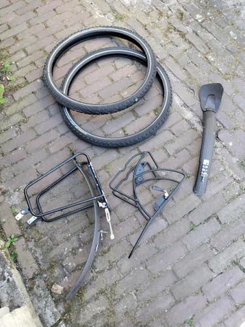 Fietsbanden, bagagedragers en spatborden