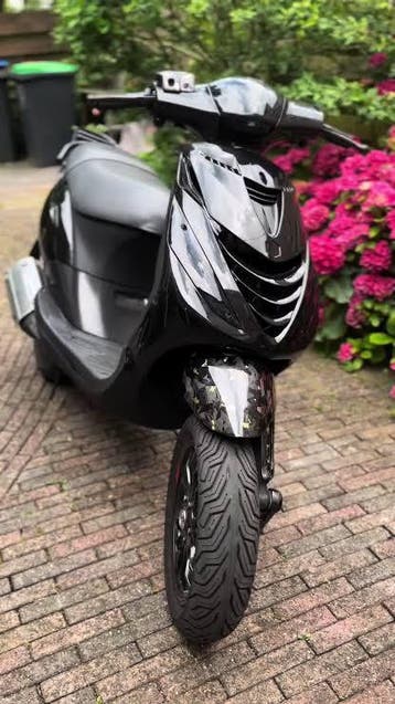 Gezocht: zip 125/70cc lc