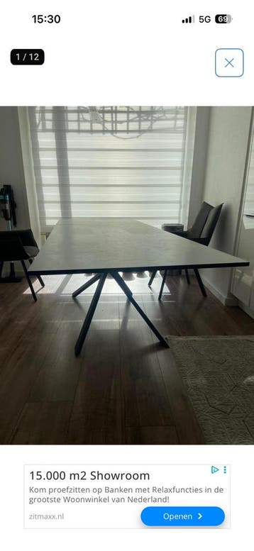 Gratis- uitschuifbare tafel.