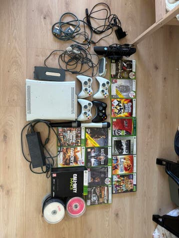 Defecte Xbox 360 met games en toebehoren